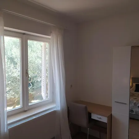 Couette-café & Poppy Rose 3*