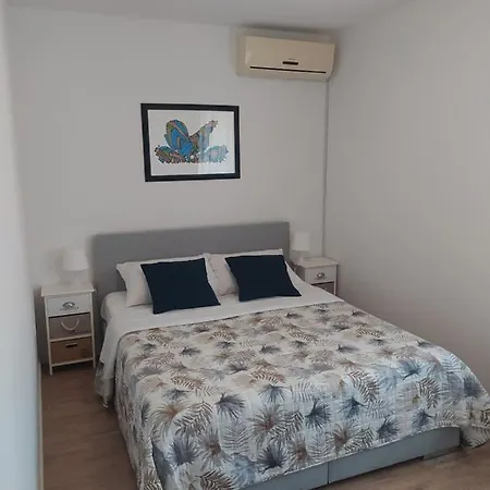 Oda ve Kahvaltı & Poppy Rose